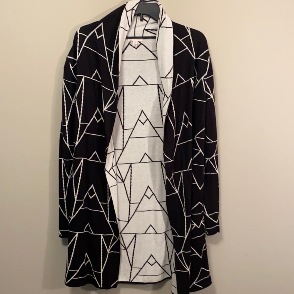 CATO ladies M cardigan sweater, black/ white.